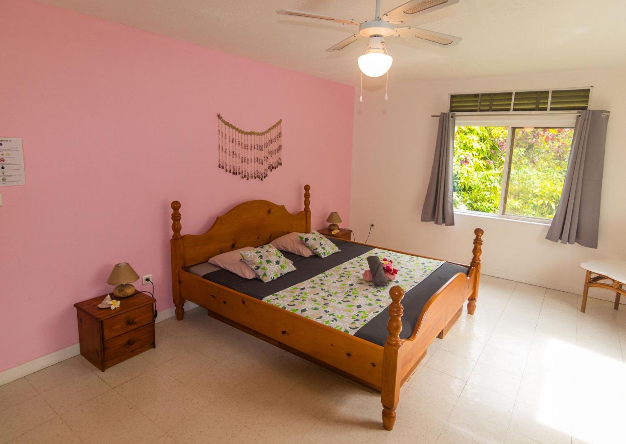 Tavaetu Guesthouse - Ile De Tubuai Mataura Room photo
